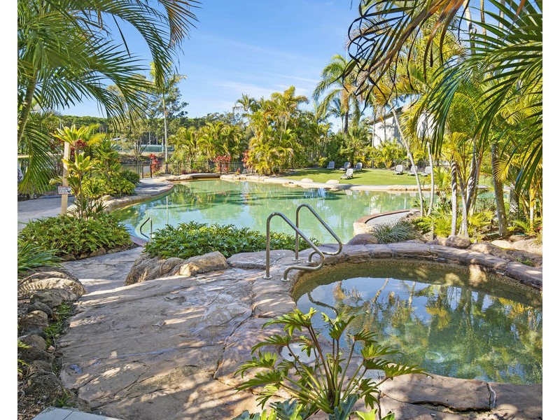 82/215 Cottesloe Drive, Mermaid Waters QLD 4218