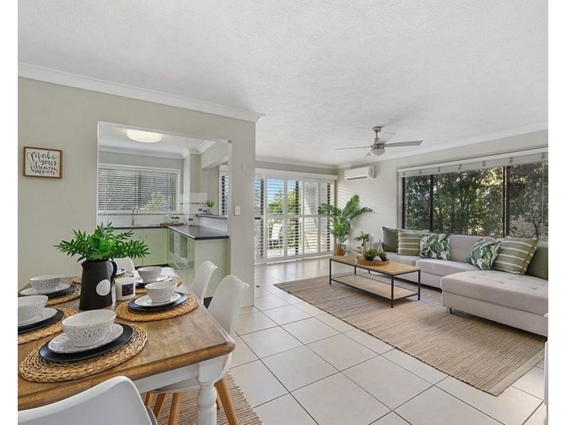 3/6 Broad Street, Labrador QLD 4215