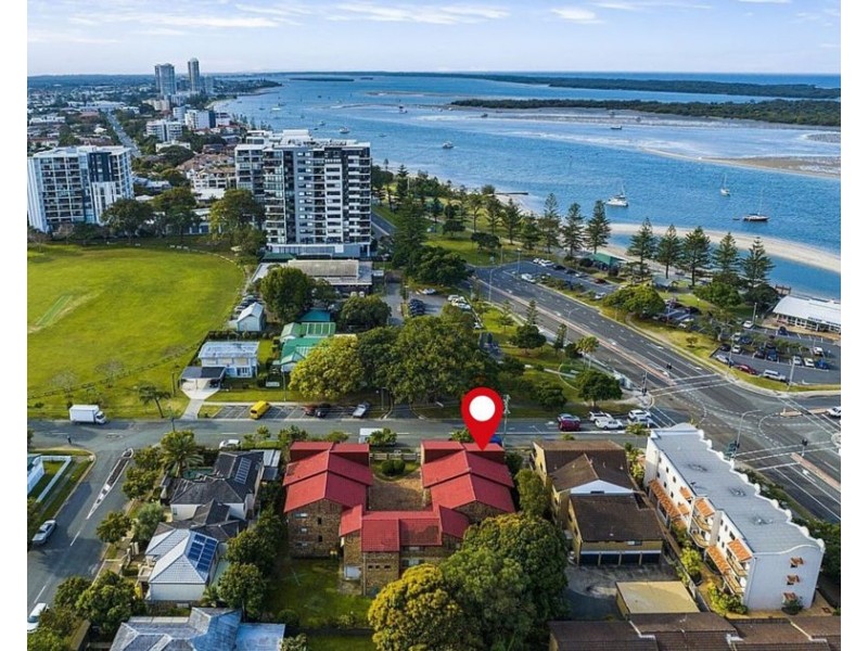 3/6 Broad Street, Labrador QLD 4215