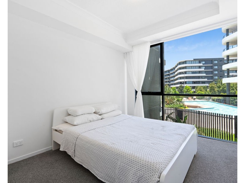 2207/4 Athena Boulevard, Hope Island QLD 4212