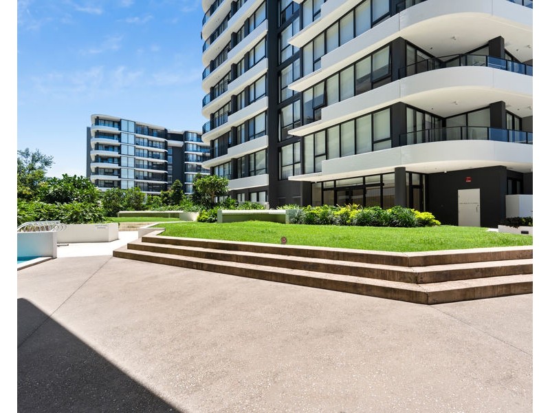 2207/4 Athena Boulevard, Hope Island QLD 4212