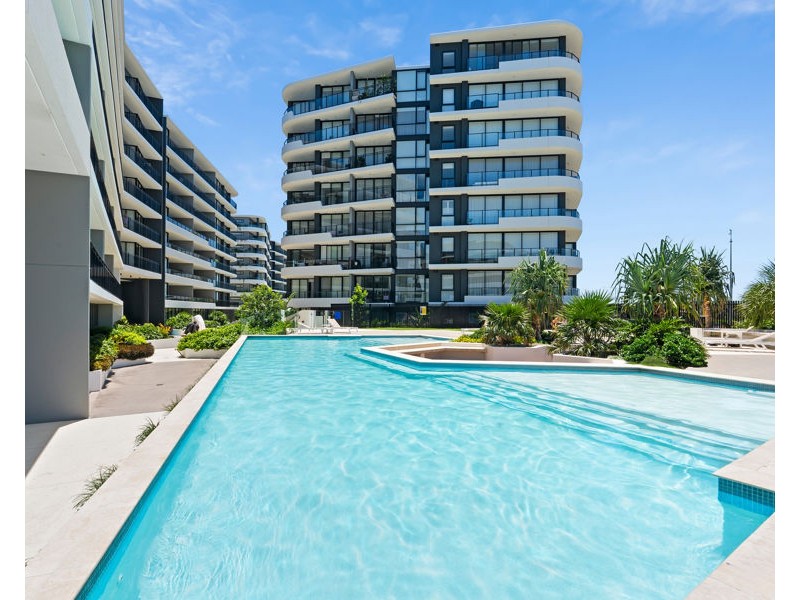 2207/4 Athena Boulevard, Hope Island QLD 4212