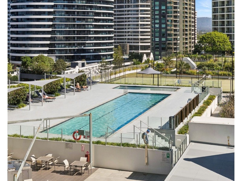 2804/159 Old Burleigh Road, Broadbeach QLD 4218