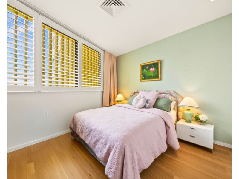 2804/159 Old Burleigh Road, Broadbeach QLD 4218