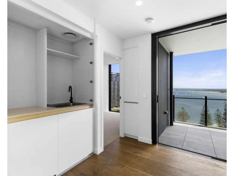 1132/165 Marine Parade, Southport QLD 4215