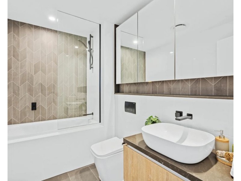 506/28 Dalpura Street, Surfers Paradise QLD 4217