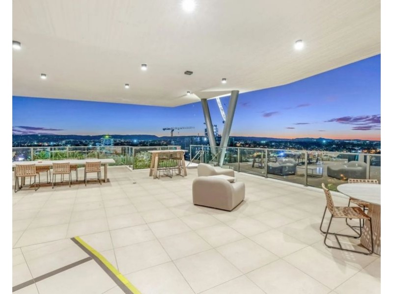 506/28 Dalpura Street, Surfers Paradise QLD 4217