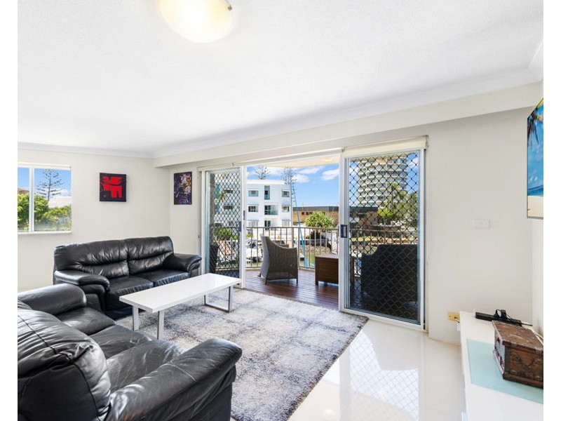 35/37 Bayview Street, Runaway Bay QLD 4216