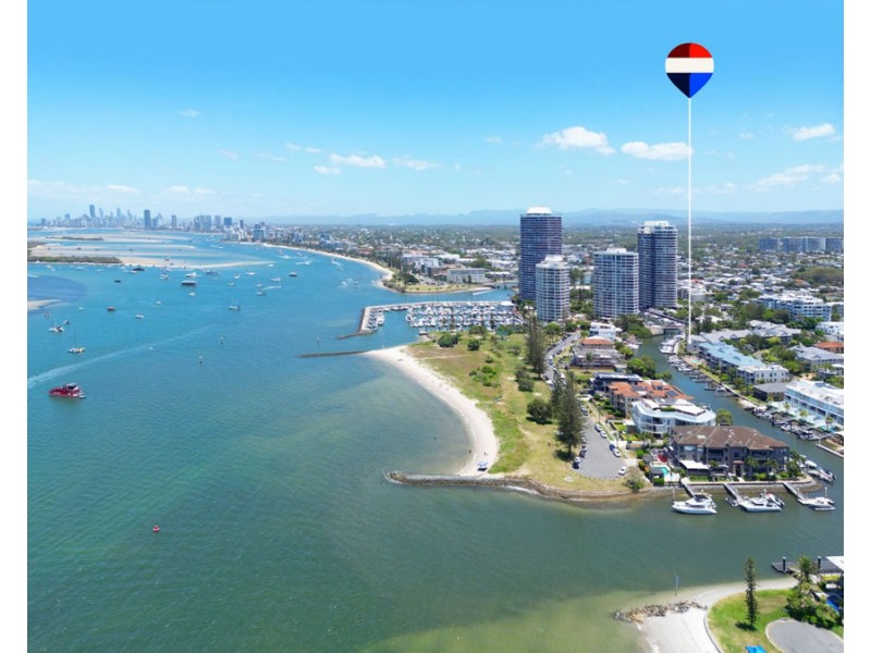 35/37 Bayview Street, Runaway Bay QLD 4216