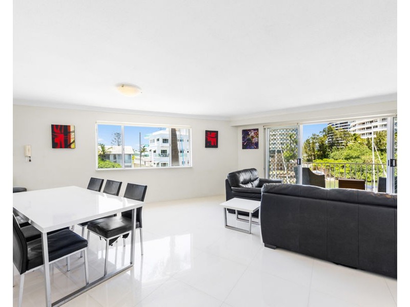 35/37 Bayview Street, Runaway Bay QLD 4216