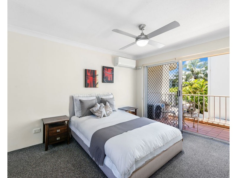 35/37 Bayview Street, Runaway Bay QLD 4216