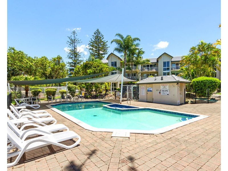 35/37 Bayview Street, Runaway Bay QLD 4216