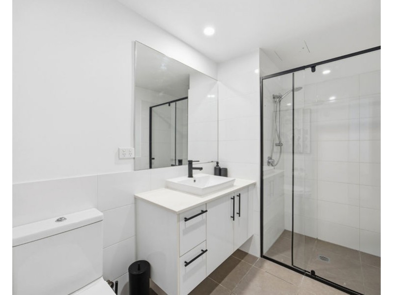 1212/6-8 Waterford Court, Bundall QLD 4217