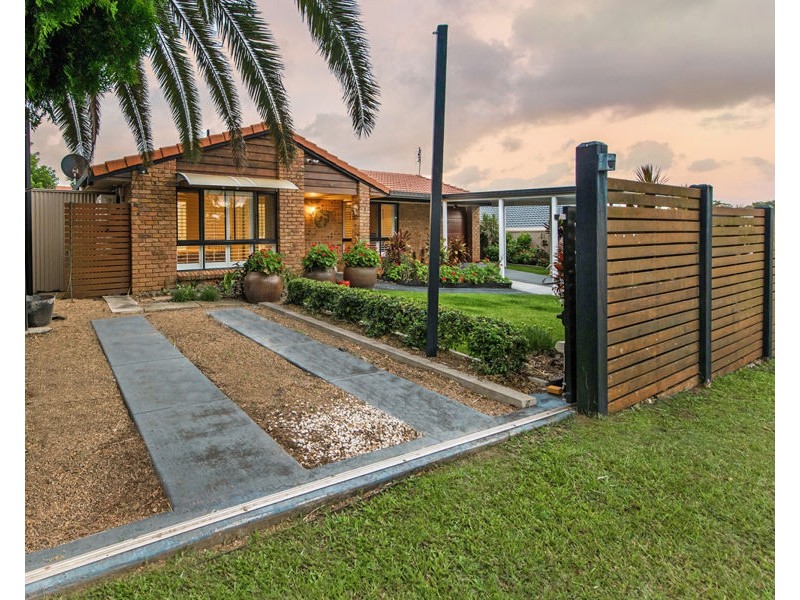 5 Essendon Close, Arundel QLD 4214