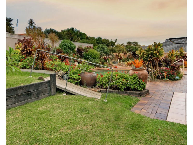 5 Essendon Close, Arundel QLD 4214