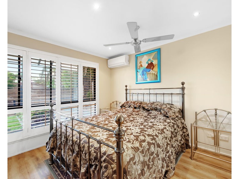 5 Essendon Close, Arundel QLD 4214