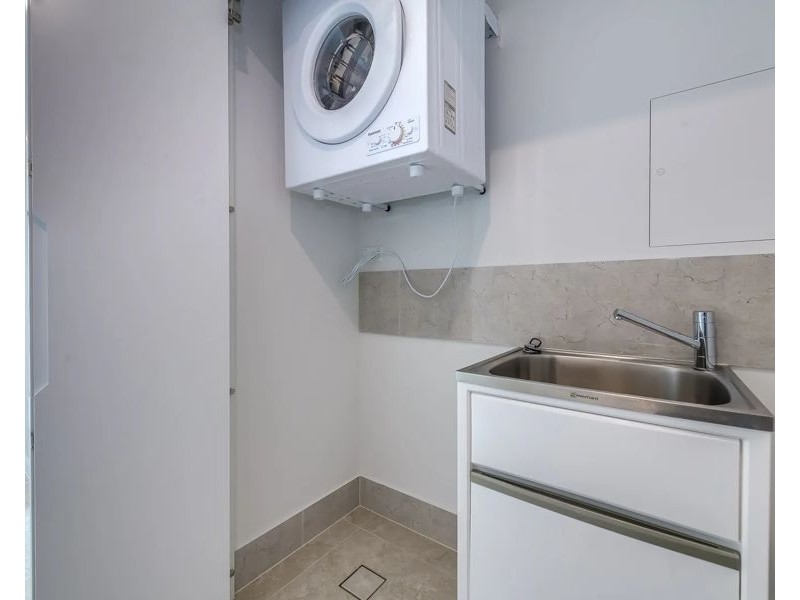 806/28-30 Second Avenue, Broadbeach QLD 4218