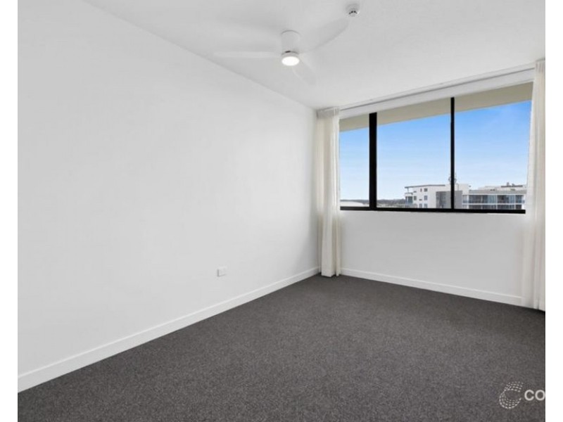 1104/41 Labrador Street, Labrador QLD 4215