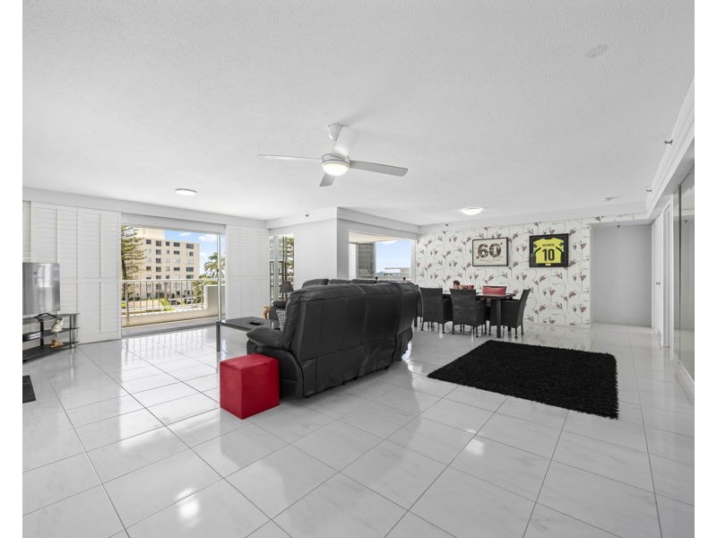 3A/7 Fern Street, Surfers Paradise QLD 4217
