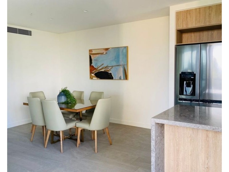 404/10-12 First Avenue, Broadbeach QLD 4218