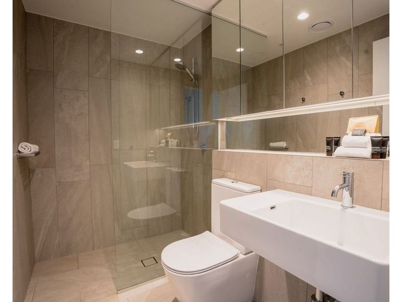 404/10-12 First Avenue, Broadbeach QLD 4218