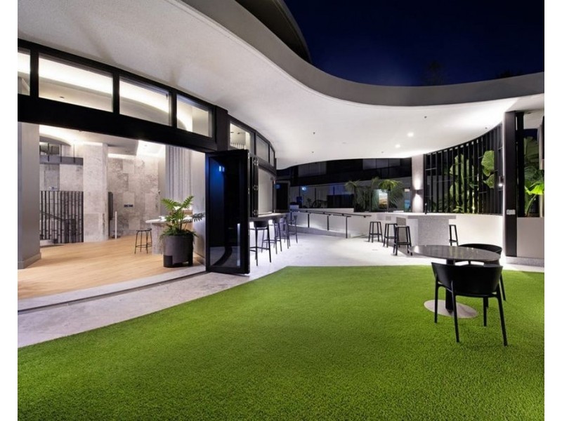 404/10-12 First Avenue, Broadbeach QLD 4218