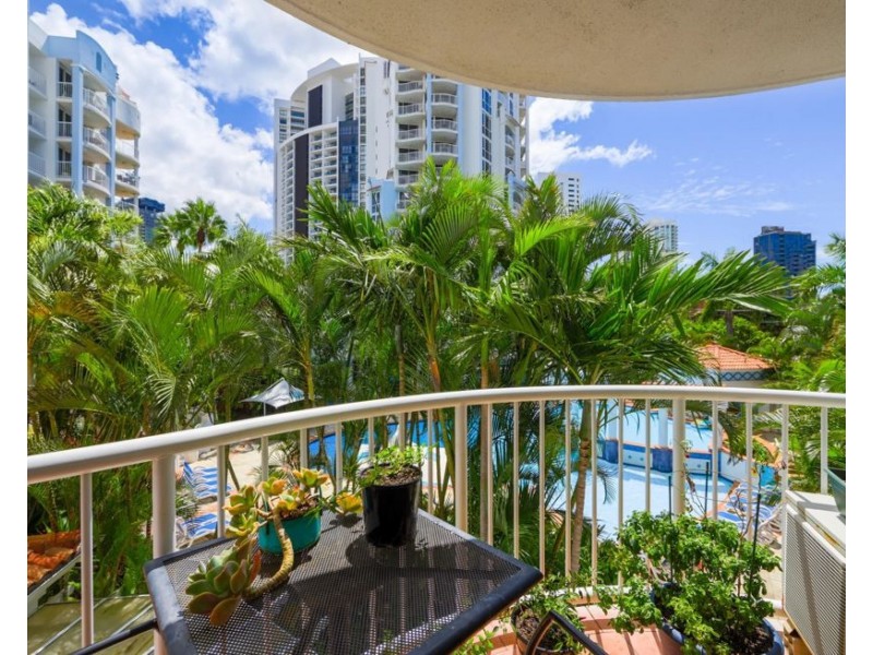 1021/2633 Gold Coast Highway, Broadbeach QLD 4218