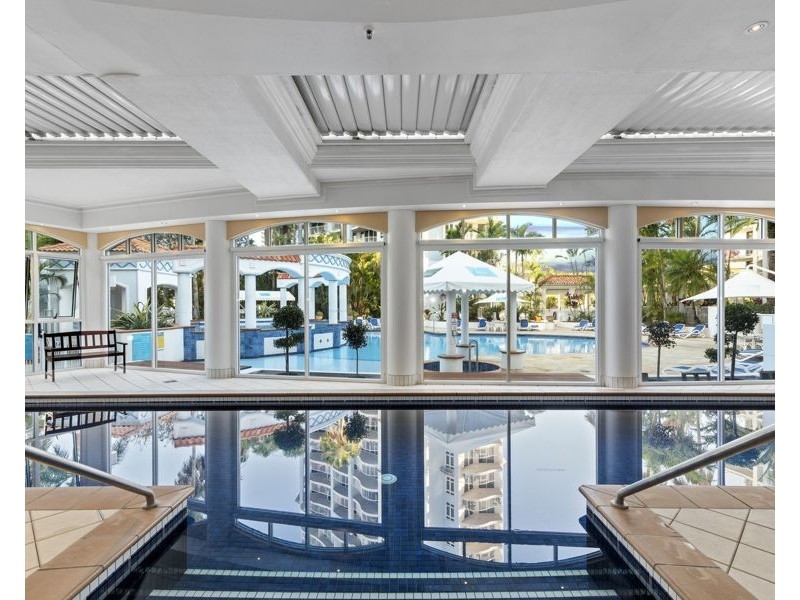 1021/2633 Gold Coast Highway, Broadbeach QLD 4218