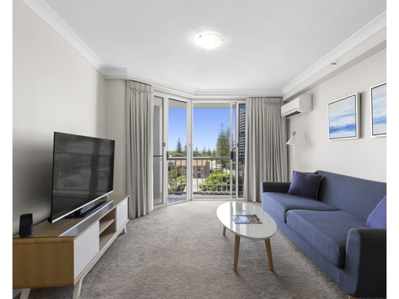 1054/2633 Gold Coast Highway, Broadbeach QLD 4218