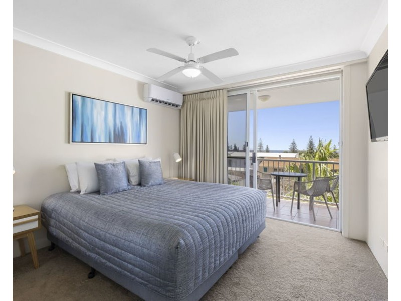 1054/2633 Gold Coast Highway, Broadbeach QLD 4218