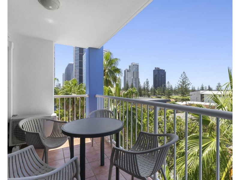 1054/2633 Gold Coast Highway, Broadbeach QLD 4218