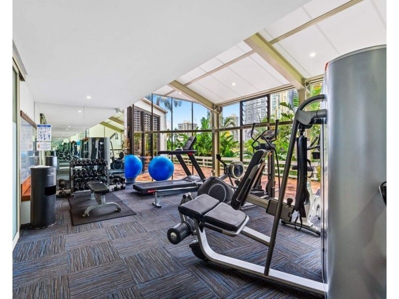 178/2 Admiralty Drive, Paradise Waters QLD 4217