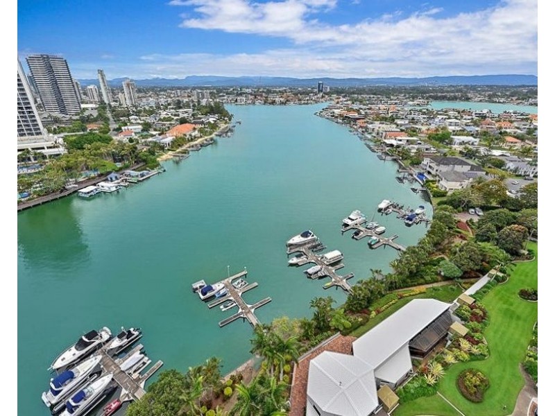 178/2 Admiralty Drive, Paradise Waters QLD 4217