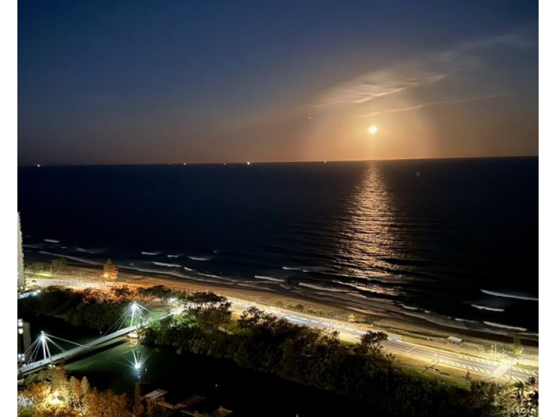 178/2 Admiralty Drive, Paradise Waters QLD 4217