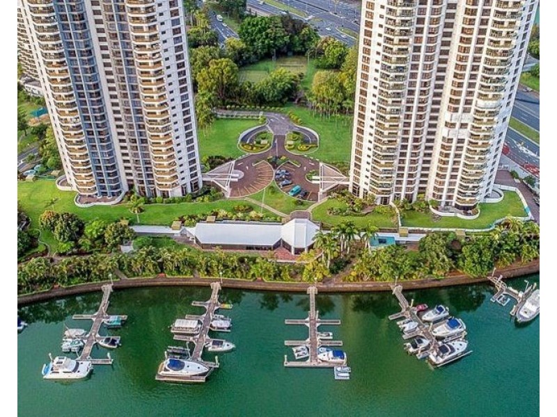178/2 Admiralty Drive, Paradise Waters QLD 4217