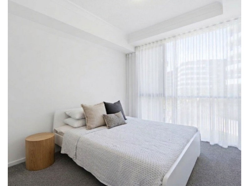 2302/4 Athena Blvd, Hope Island QLD 4212