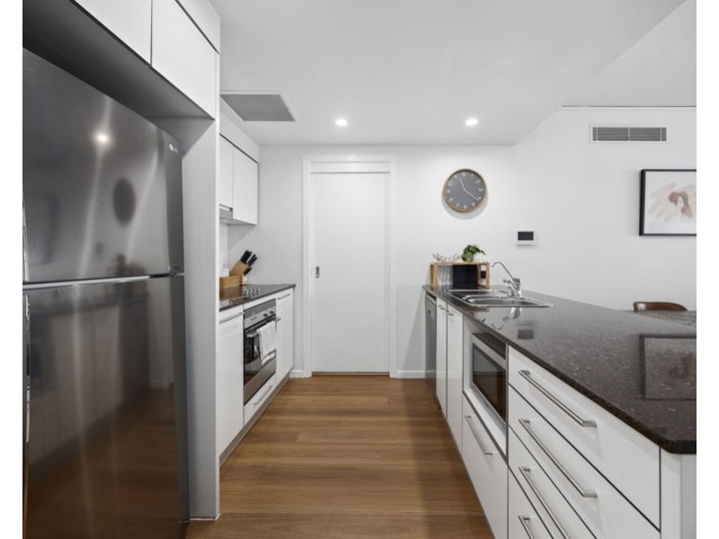 1107/22 Surf Parade, Broadbeach QLD 4218