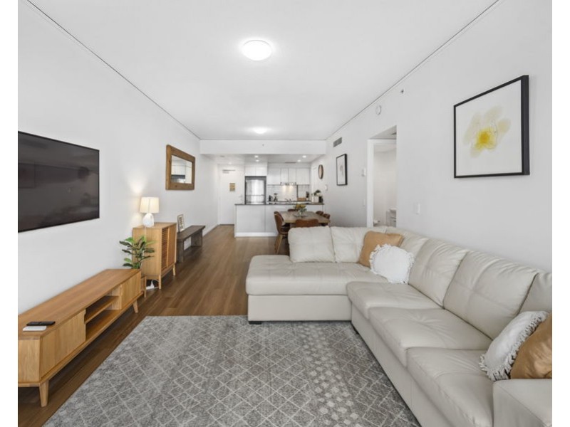 1107/22 Surf Parade, Broadbeach QLD 4218