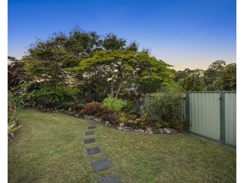 2/26 Morinda Way, Labrador QLD 4215