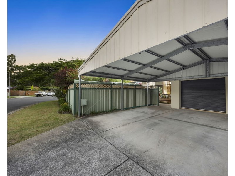 2/26 Morinda Way, Labrador QLD 4215