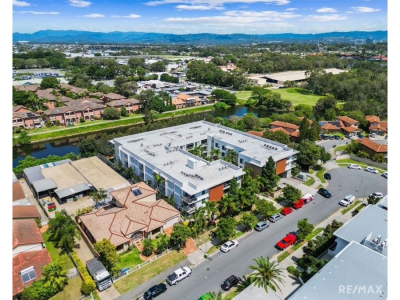 1207/6-8 Waterford Court, Bundall QLD 4217