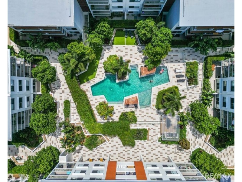 1207/6-8 Waterford Court, Bundall QLD 4217