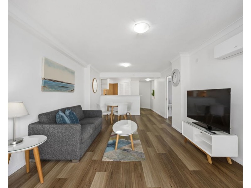 1076/2623-2633 Gold Coast Highway, Broadbeach QLD 4218