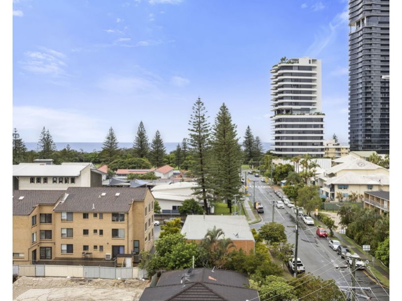 1076/2623-2633 Gold Coast Highway, Broadbeach QLD 4218