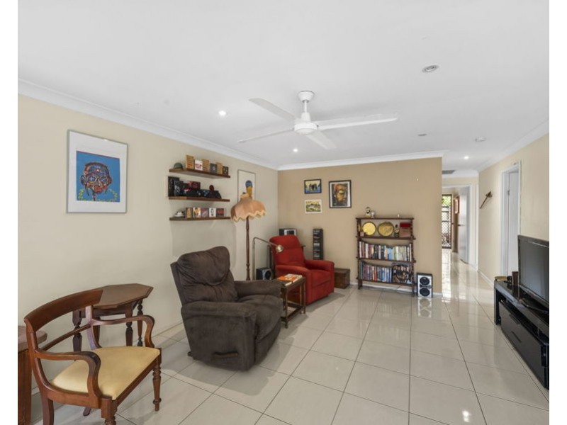 2/67 Corunna Crescent, Ashmore QLD 4214