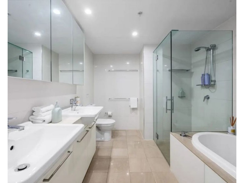 3003/22 Surf Parade, Broadbeach QLD 4218