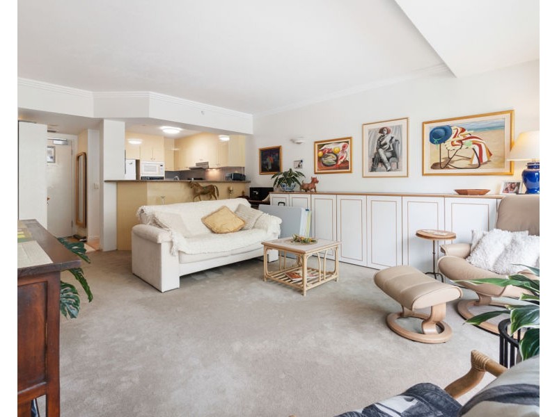 214/5-19 Palm Avenue, Surfers Paradise QLD 4217