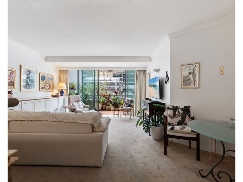 214/5-19 Palm Avenue, Surfers Paradise QLD 4217