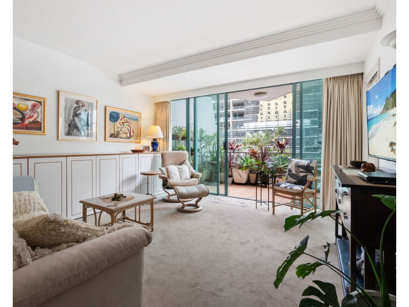 214/5-19 Palm Avenue, Surfers Paradise QLD 4217