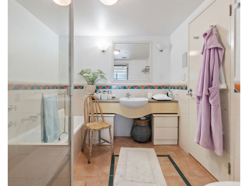 214/5-19 Palm Avenue, Surfers Paradise QLD 4217